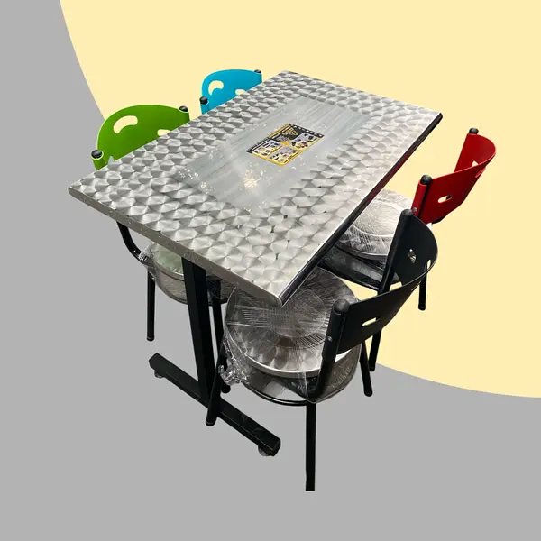 Juego De Sillas Karla Sentadero En Acero Mesa 90x60 En Acero
