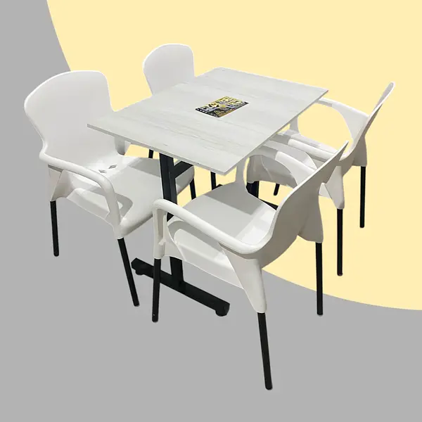 Juego De Sillas Eva Con Brazo Y Mesa Rectangular